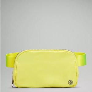 Lululemon Everywhere Belt Bag